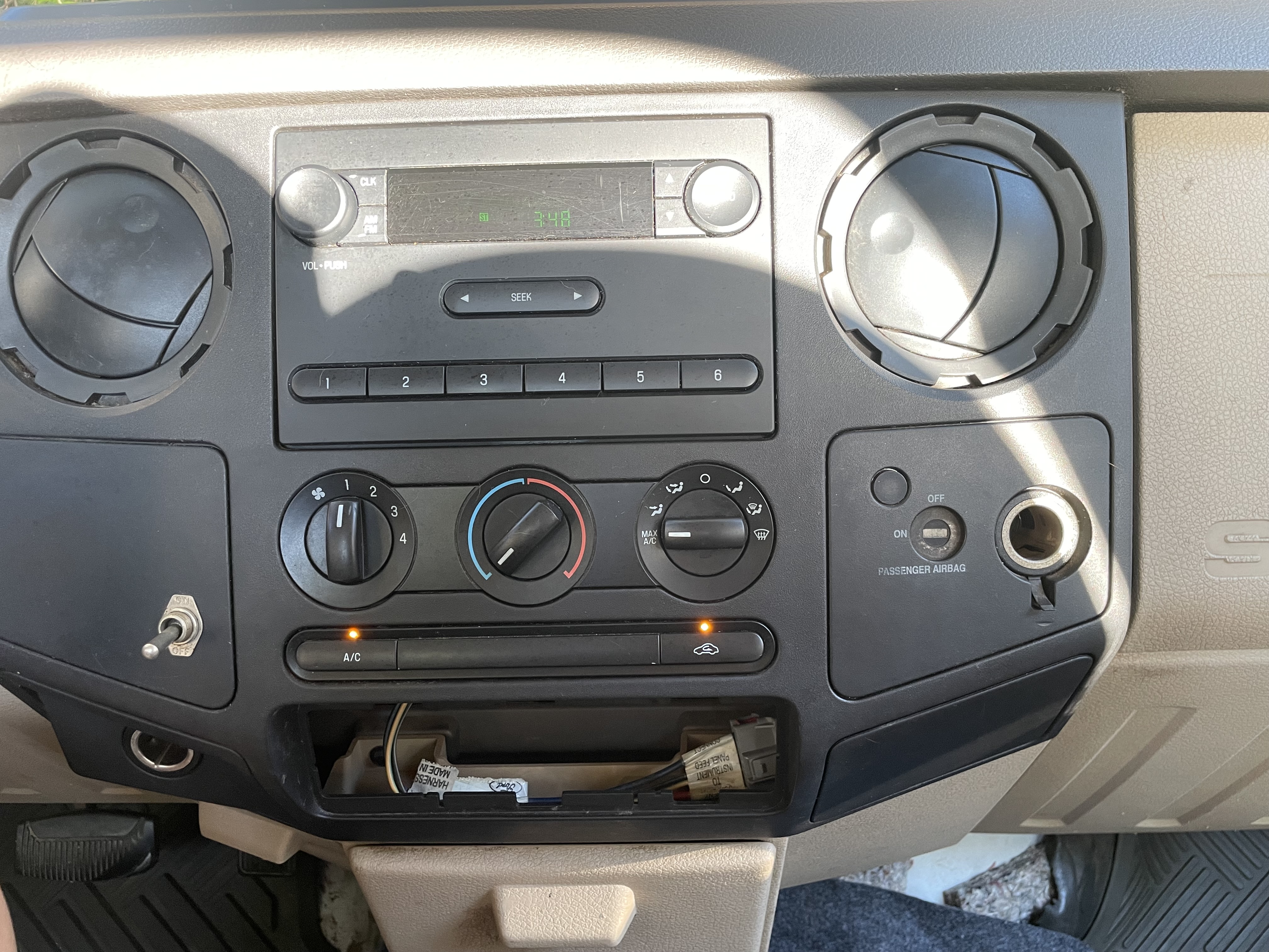 Used 2008 Ford F250 XL RWD image 12