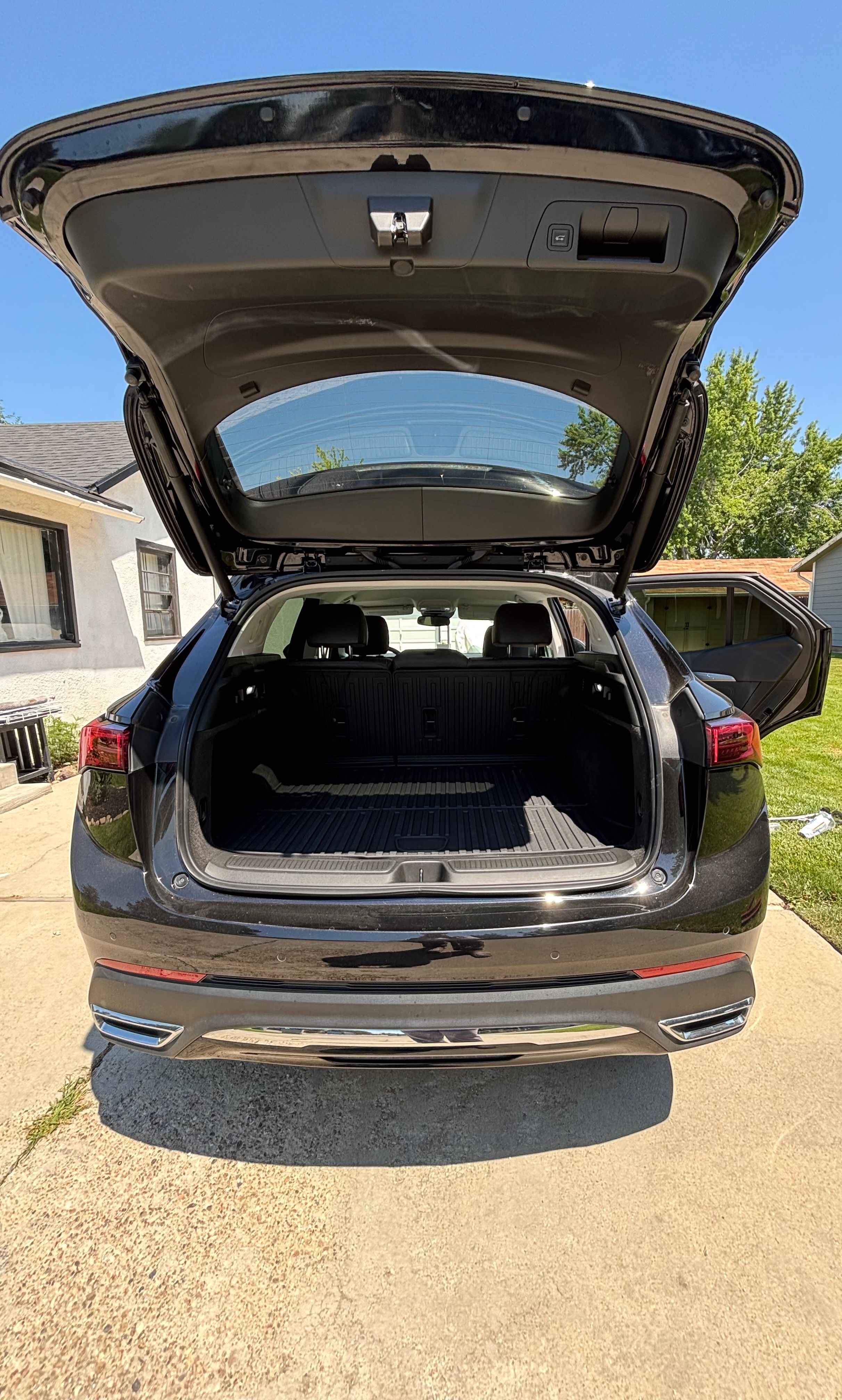 Used 2025 Buick Envision Preferred AWD/4WD image 14