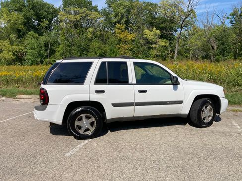 Used 2004 Chevrolet TrailBlazer LS w/ LS Preferred Equipment Group image 1