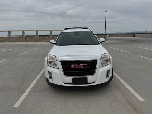 Used 2012 GMC Terrain SLT w/ Cargo Package image 2