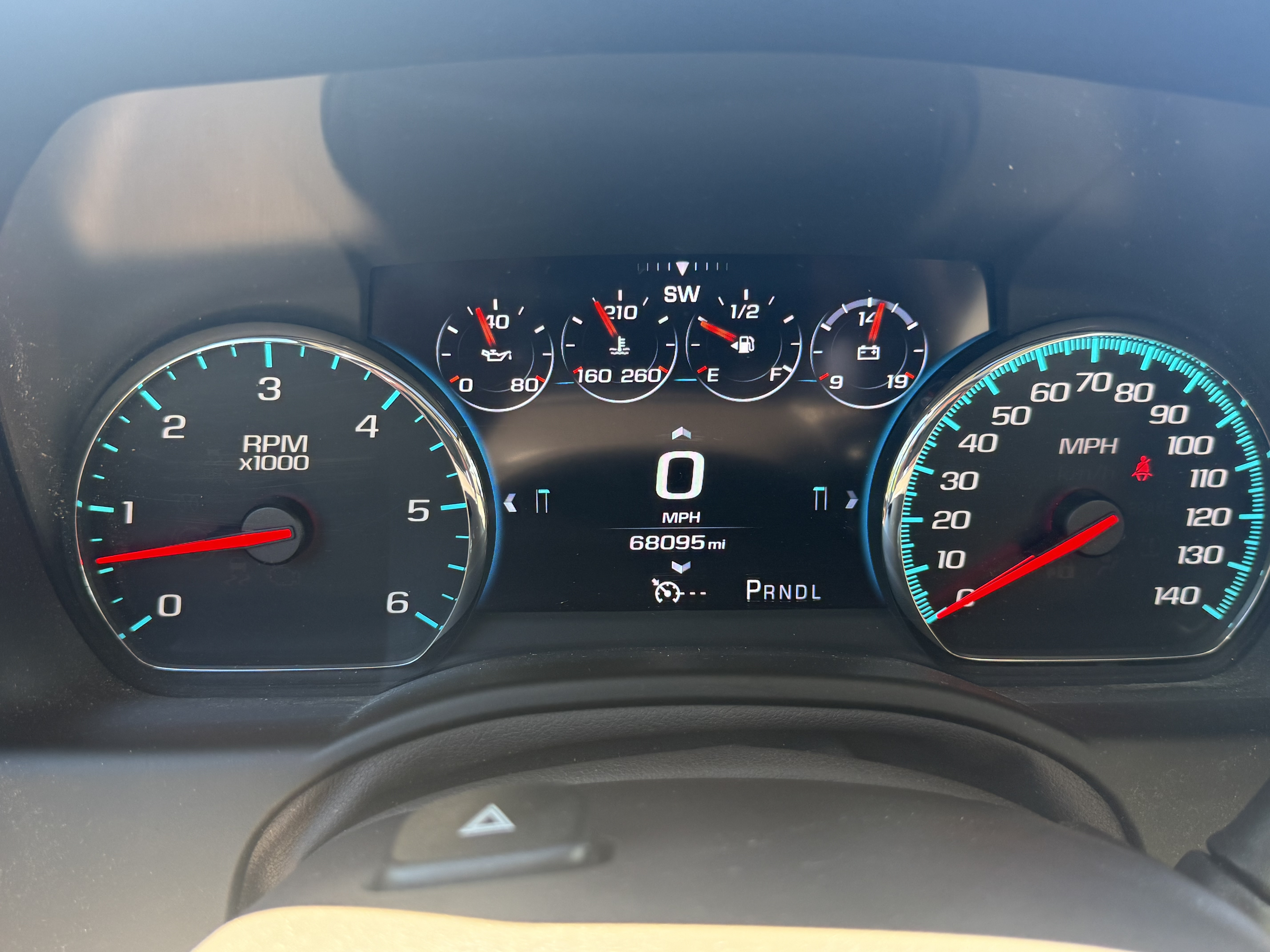 Used 2017 GMC Yukon XL Denali w/ Open Road Package AWD/4WD image 8
