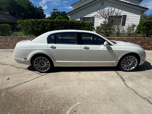 Used 2012 Bentley Flying Spur Flying Spur Speed image 2