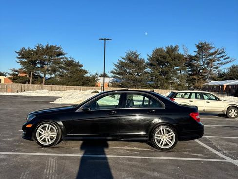 Used 2012 Mercedes-Benz C 300 4MATIC Sedan image 4