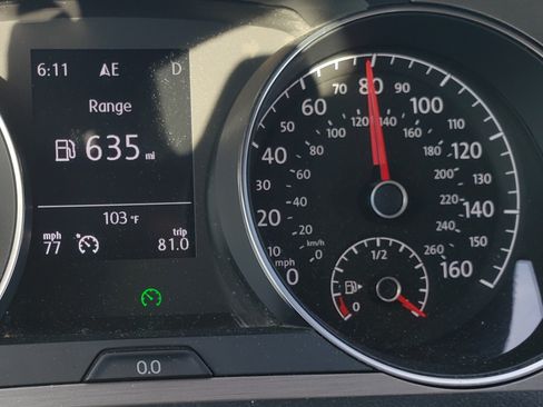 Used 2015 Volkswagen Golf TDI SE image 22