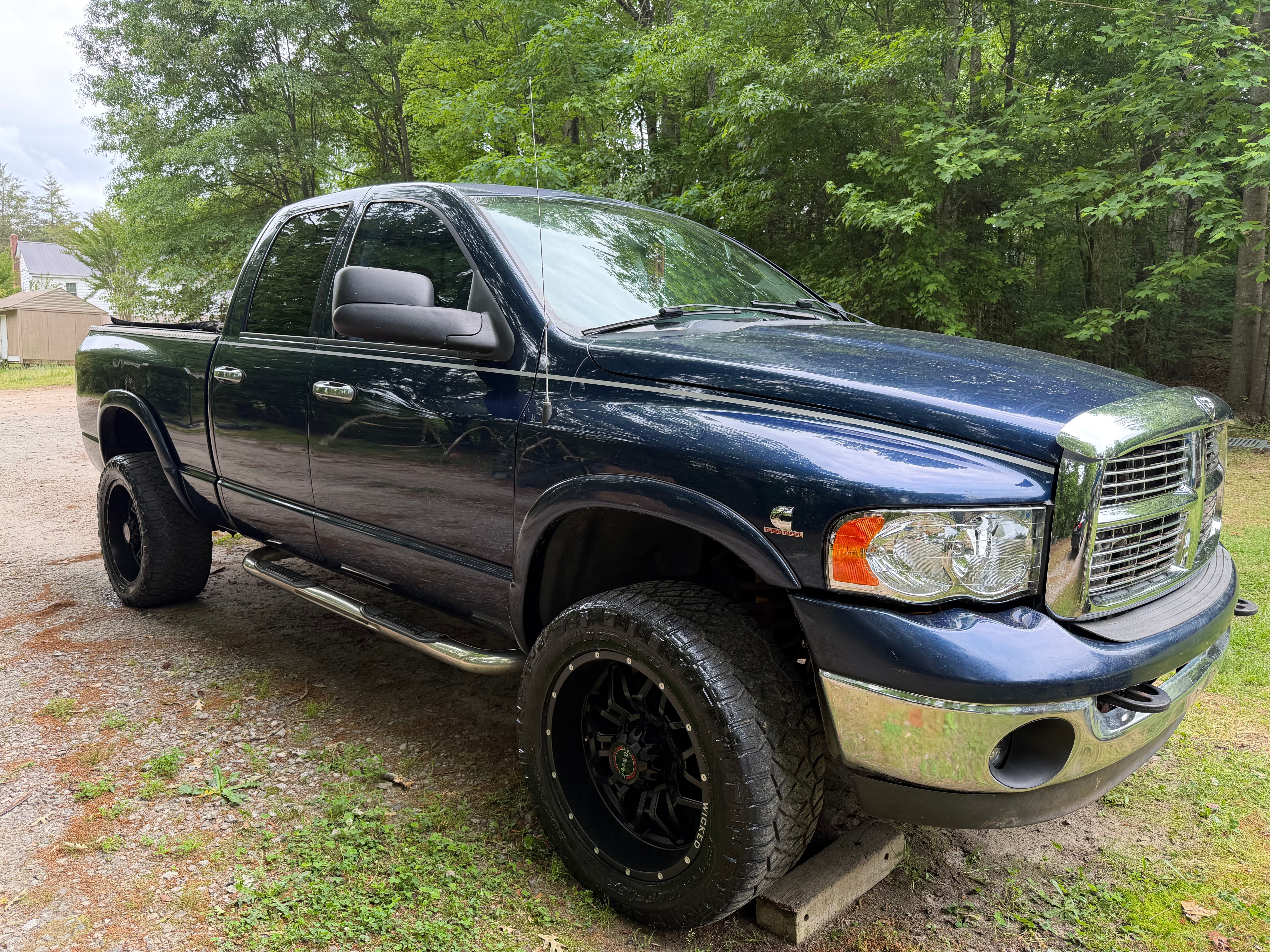 Used 2005 Dodge Ram 2500 Truck SLT w/ Quad Cab Big Horn Value Group AWD/4WD image 2