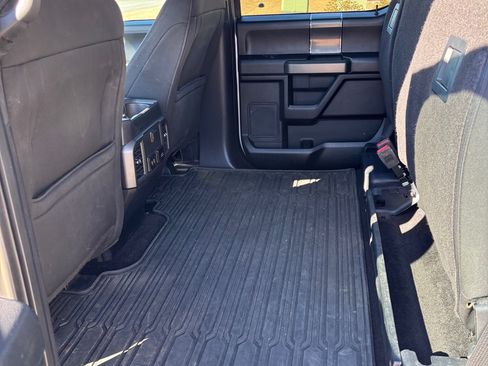 Used 2018 Ford F150 XLT w/ Equipment Group 302A Luxury image 24