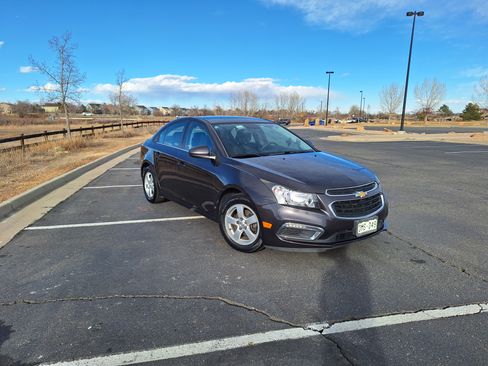 Used 2015 Chevrolet Cruze LT image 5