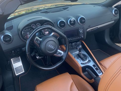 Used 2008 Audi TT 2.0T FWD image 10
