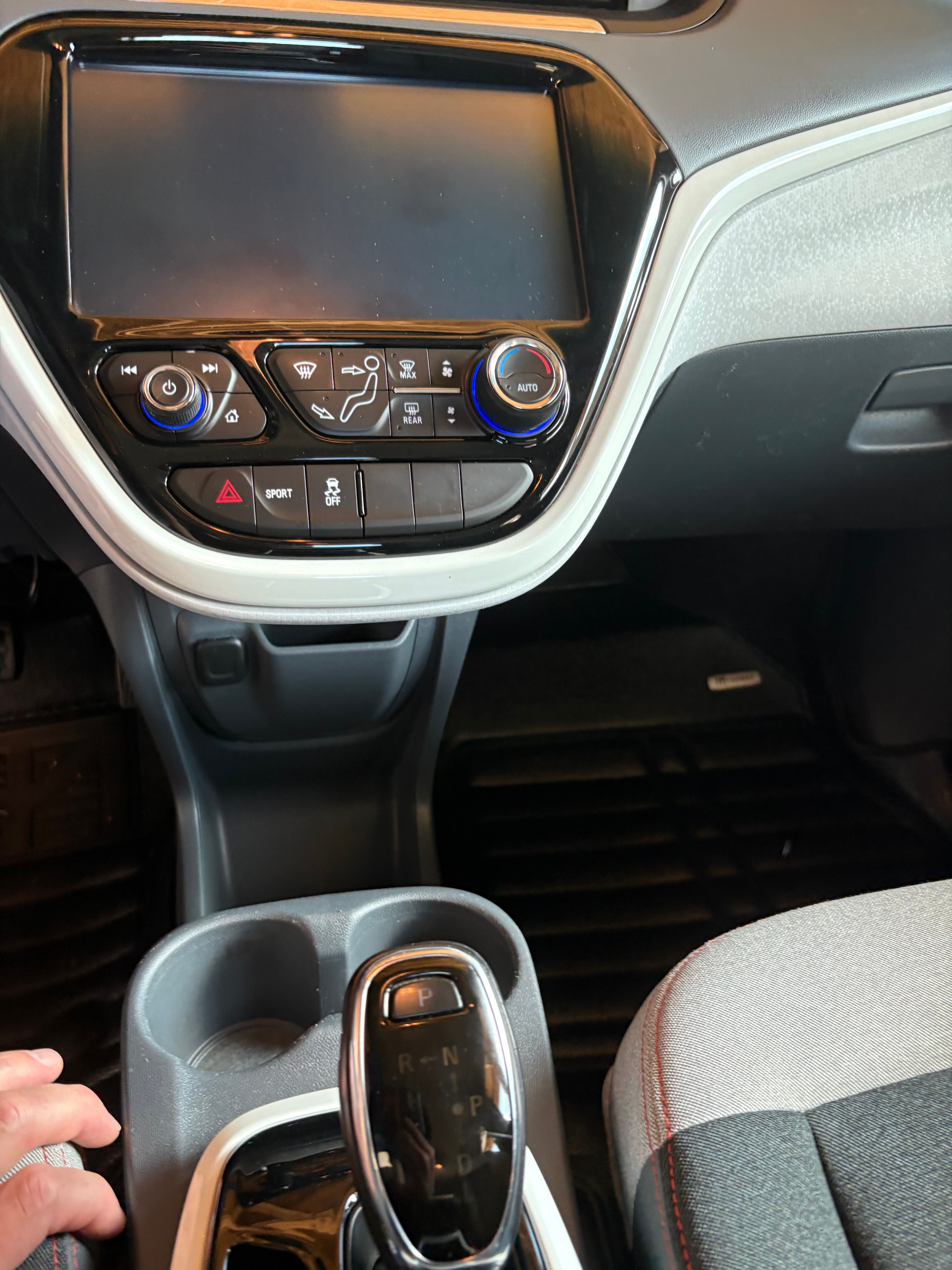 Used 2017 Chevrolet Bolt LT FWD image 18