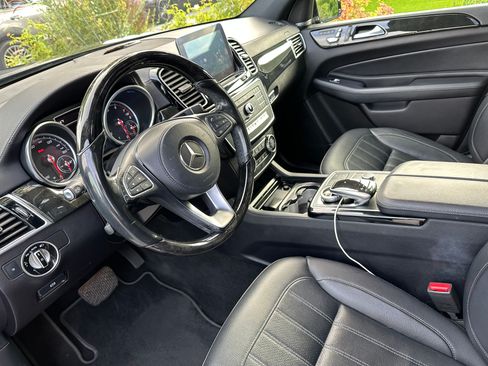 Used 2017 Mercedes-Benz GLS 450 4MATIC image 12