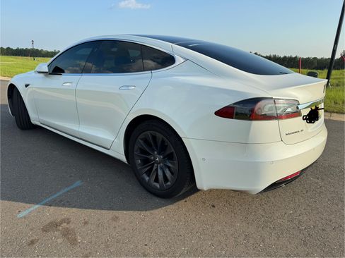 Used 2018 Tesla Model S 75D image 10
