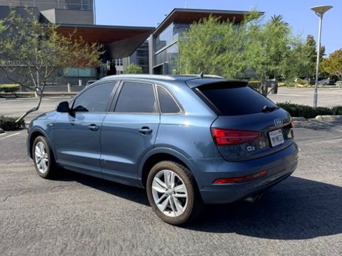 Used 2018 Audi Q3 2.0T Premium w/ Convenience Package FWD image 4