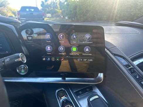 Used 2021 Chevrolet Corvette Stingray Preferred Cpe w/ Z51 Performance Package image 13