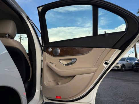 Used 2015 Mercedes-Benz C 300 4MATIC Sedan image 16