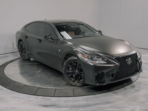 Used 2018 Lexus LS 500 F Sport w/ Accessory Package (Z1) AWD/4WD image 6