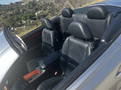 Used 2004 Lexus SC 430 Convertible image 26