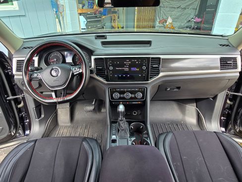 Used 2018 Volkswagen Atlas SEL image 17