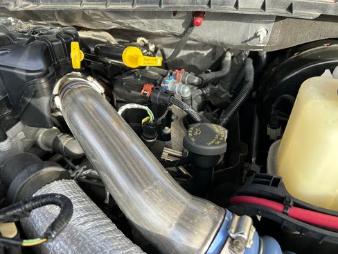 Used 2018 Ford F350 Lariat w/ Lariat Ultimate Package AWD/4WD image 9