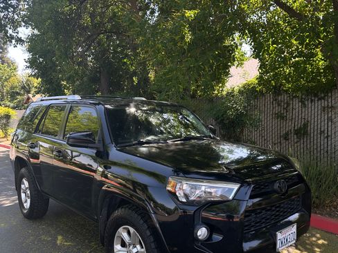 Used 2016 Toyota 4Runner 2WD image 12