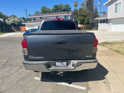 Used 2007 Toyota Tundra SR5 AWD/4WD image 2