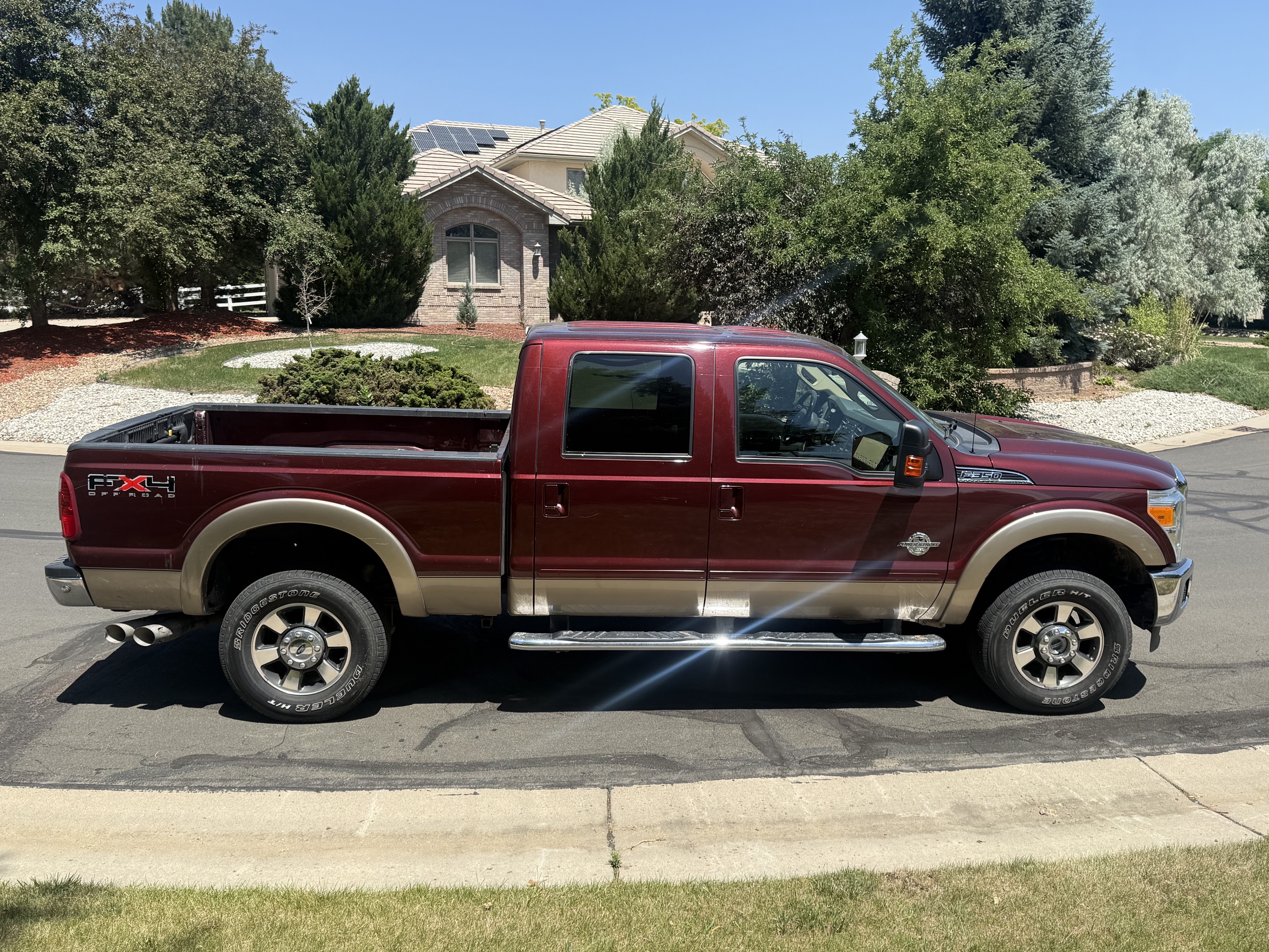 Used 2011 Ford F350 Lariat w/ Lariat Interior Pkg AWD/4WD image 2