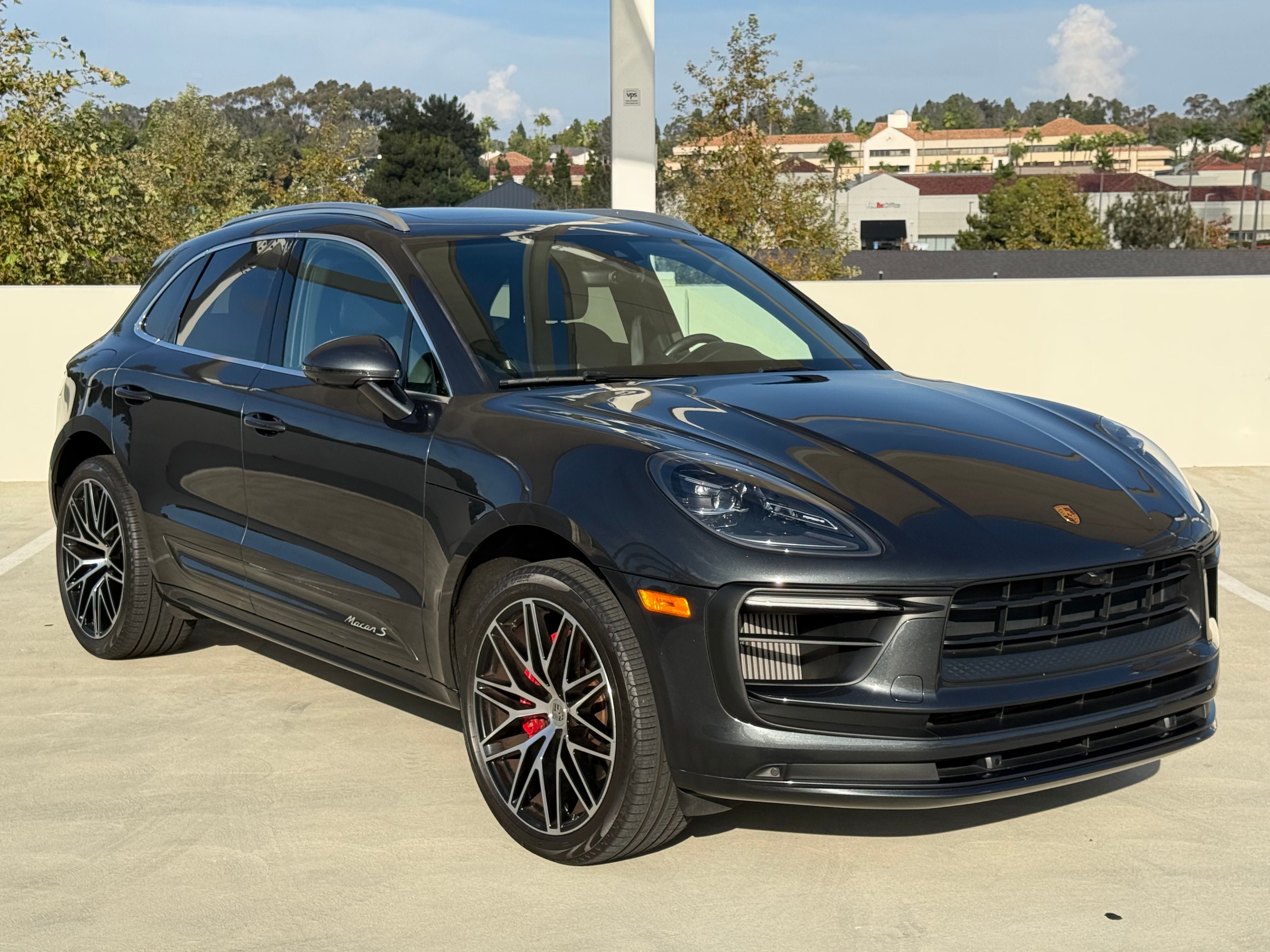 Used 2022 Porsche Macan S AWD/4WD image 6