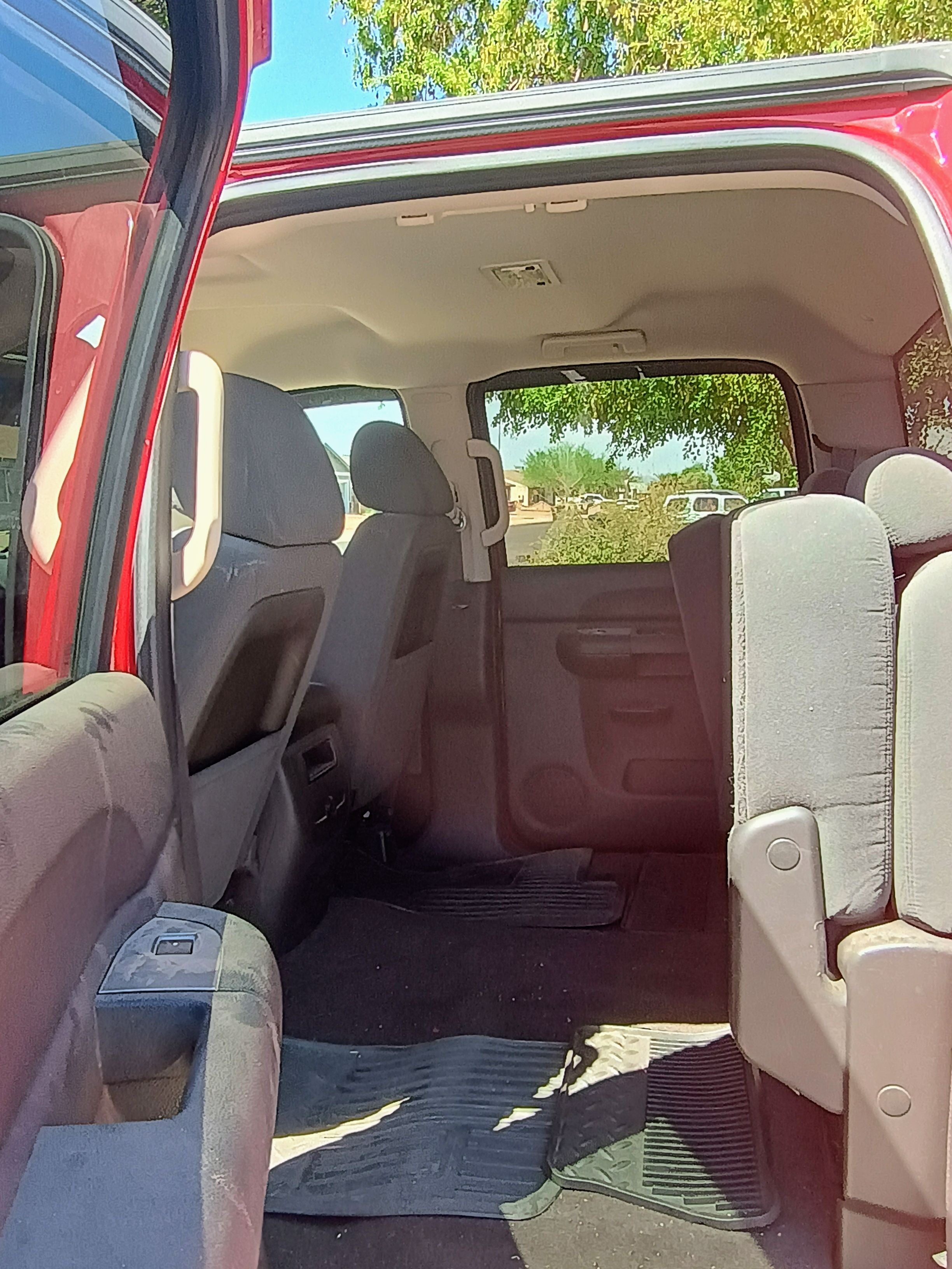 Used 2009 Chevrolet Silverado 2500 LT w/ Exterior Plus Package RWD image 6