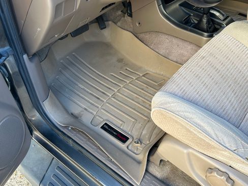 Used 1998 Toyota 4Runner SR5 AWD/4WD image 23