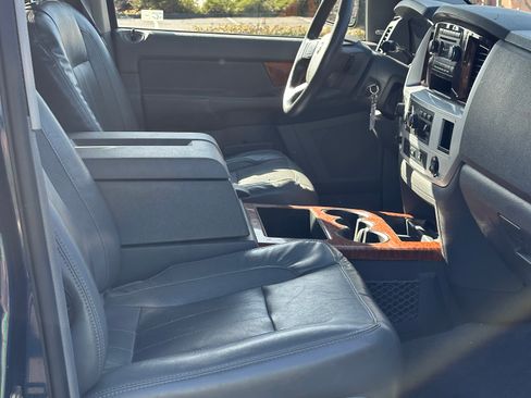 Used 2006 Dodge Ram 2500 Truck Laramie AWD/4WD image 12