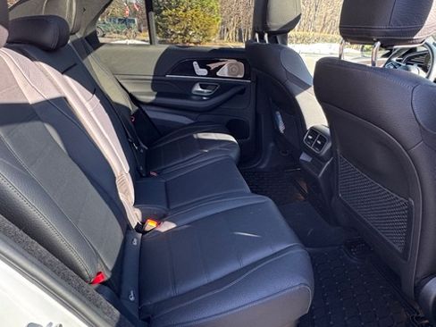 Used 2023 Mercedes-Benz GLE 450 450 4MATIC Sport Utility 4D image 16