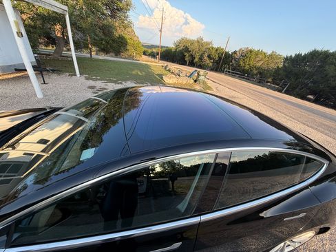Used 2018 Tesla Model 3 Mid Range RWD image 17
