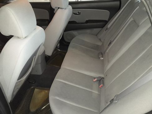 Used 2010 Hyundai Elantra Blue image 6