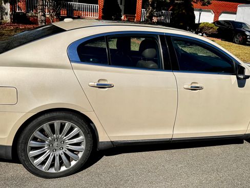 Used 2014 Lincoln MKS AWD w/ Equipment Group 101A image 2