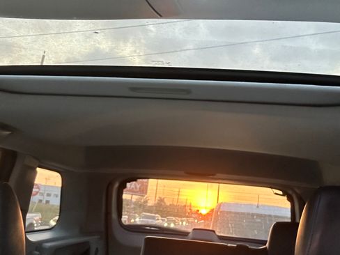 Used 2009 Jeep Grand Cherokee Limited image 11