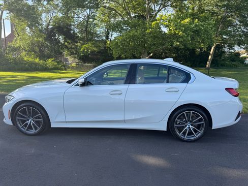 Used 2019 BMW 330i xDrive Sedan w/ Convenience Package AWD/4WD image 5