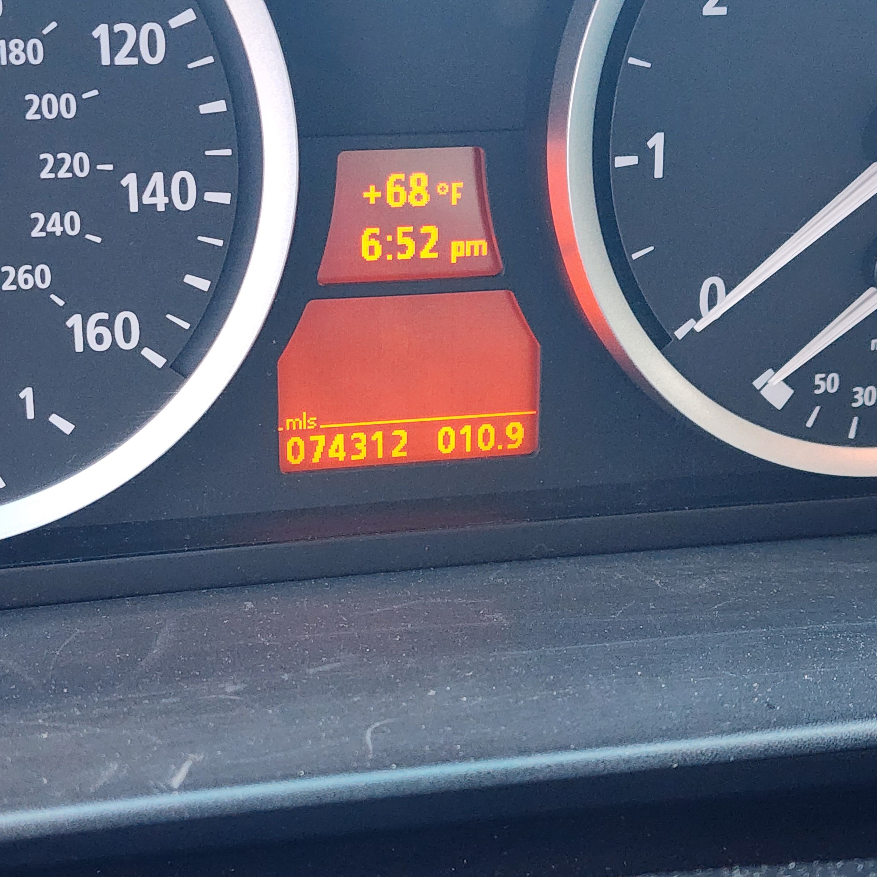 Used 2004 BMW 545i Sedan RWD image 6