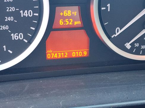 Used 2004 BMW 545i Sedan image 6