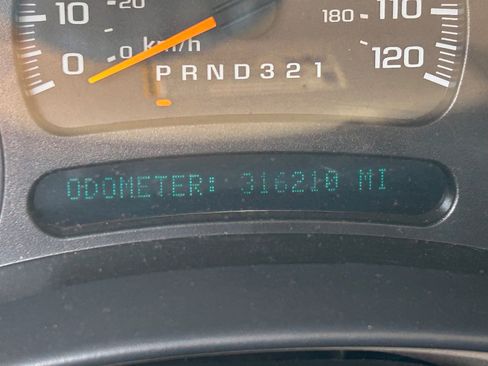 Used 2007 GMC Sierra 1500 W/T w/ Light Duty Power Package RWD image 11