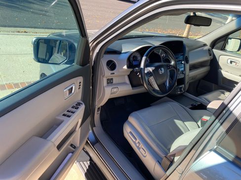 Used 2013 Honda Pilot Touring image 4