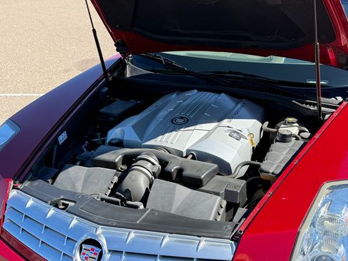 Used 2004 Cadillac XLR image 4