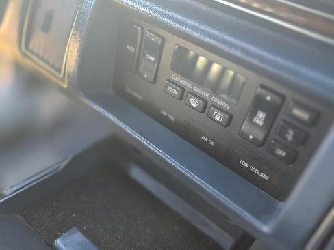 Used 1992 Buick Roadmaster Estate image 12