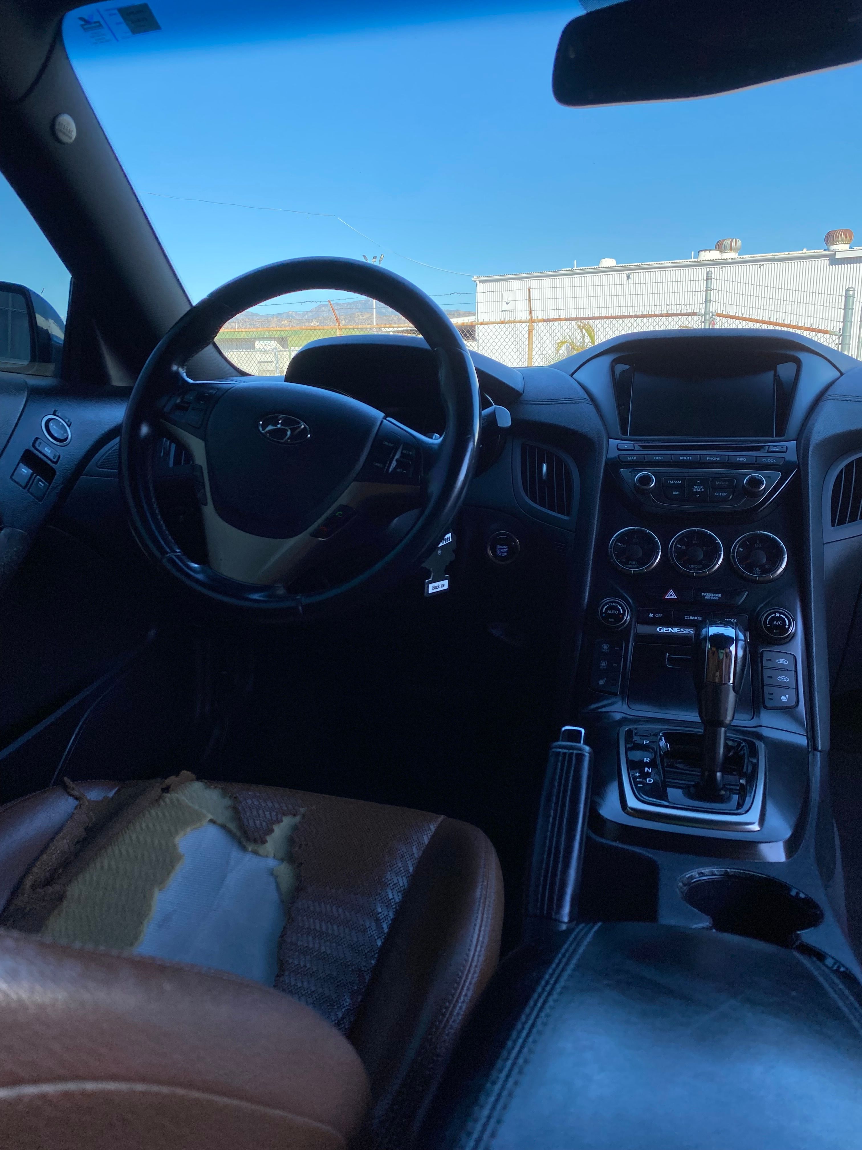 Used 2013 Hyundai Genesis 3.8 RWD image 22