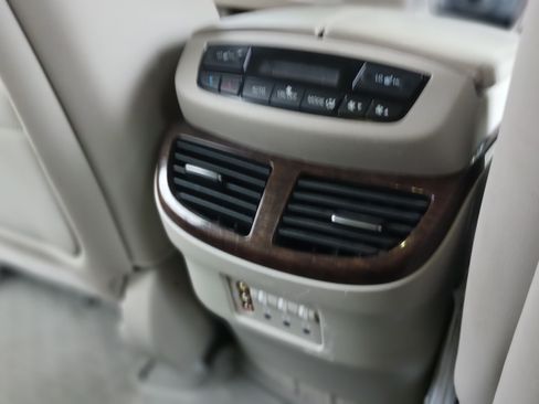Used 2011 Acura MDX w/ Technology & Entertainment image 12