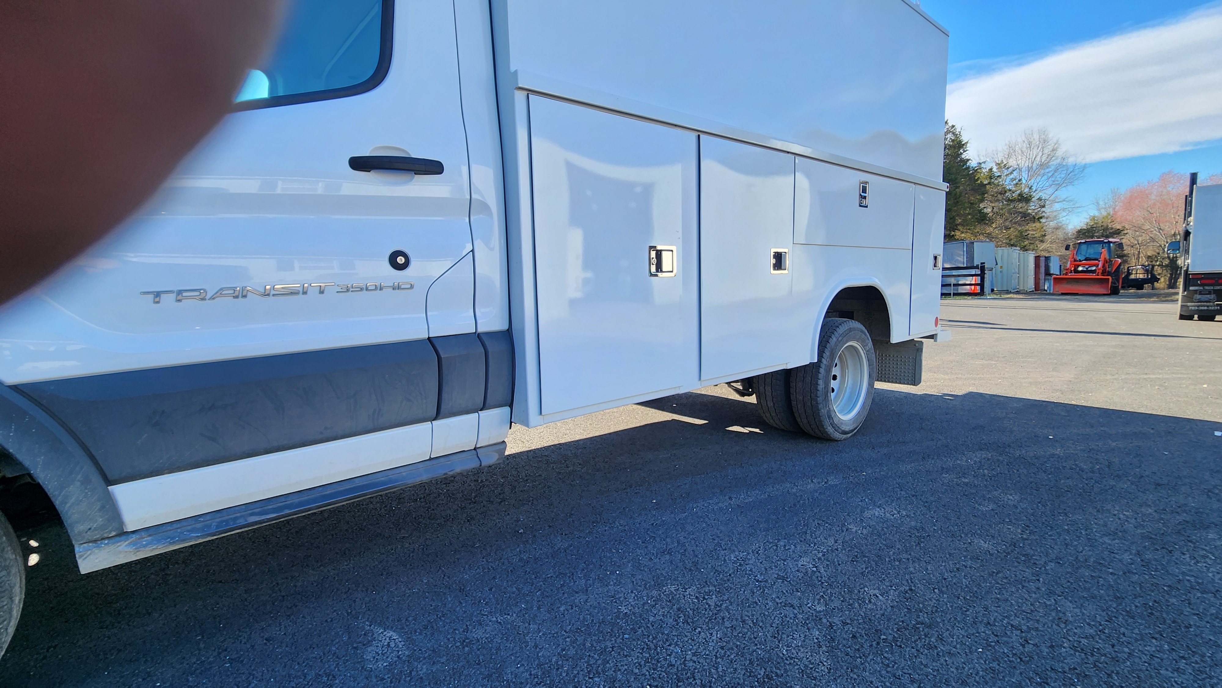 Used 2023 Ford Transit 350 DRW w/ Exterior Upgrade Package RWD image 8