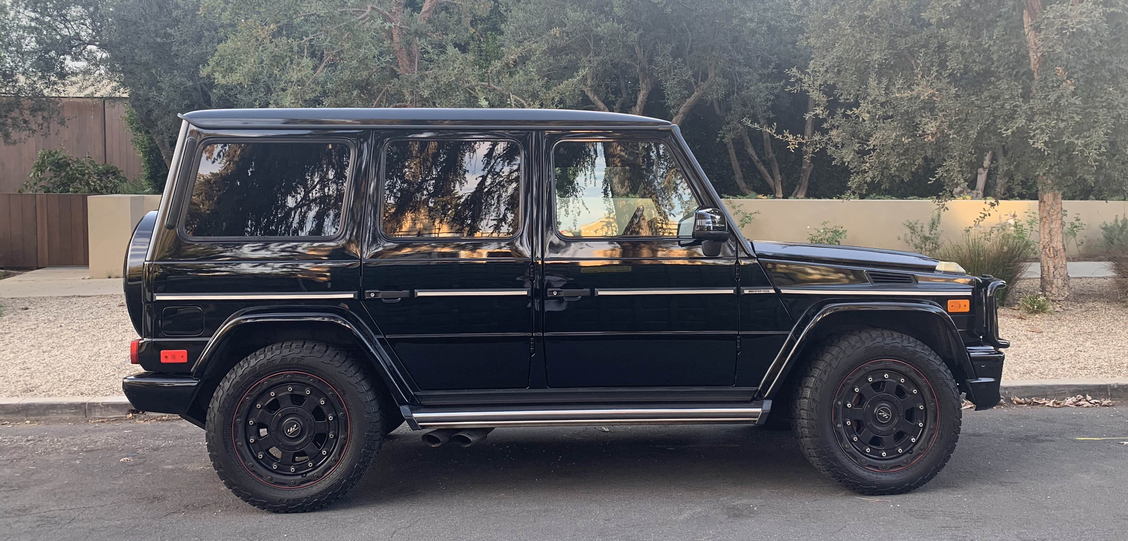 Used 2013 Mercedes-Benz G 63 AMG 4MATIC image 1