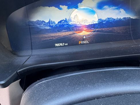 Used 2021 Ford Escape Titanium AWD/4WD image 5