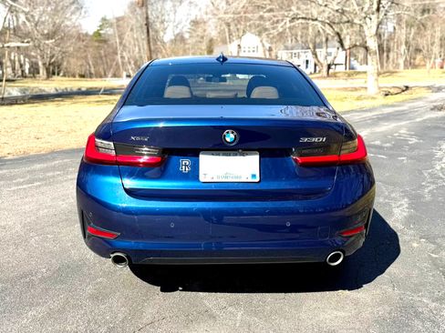 Used 2019 BMW 330i xDrive Sedan w/ Premium Package image 5