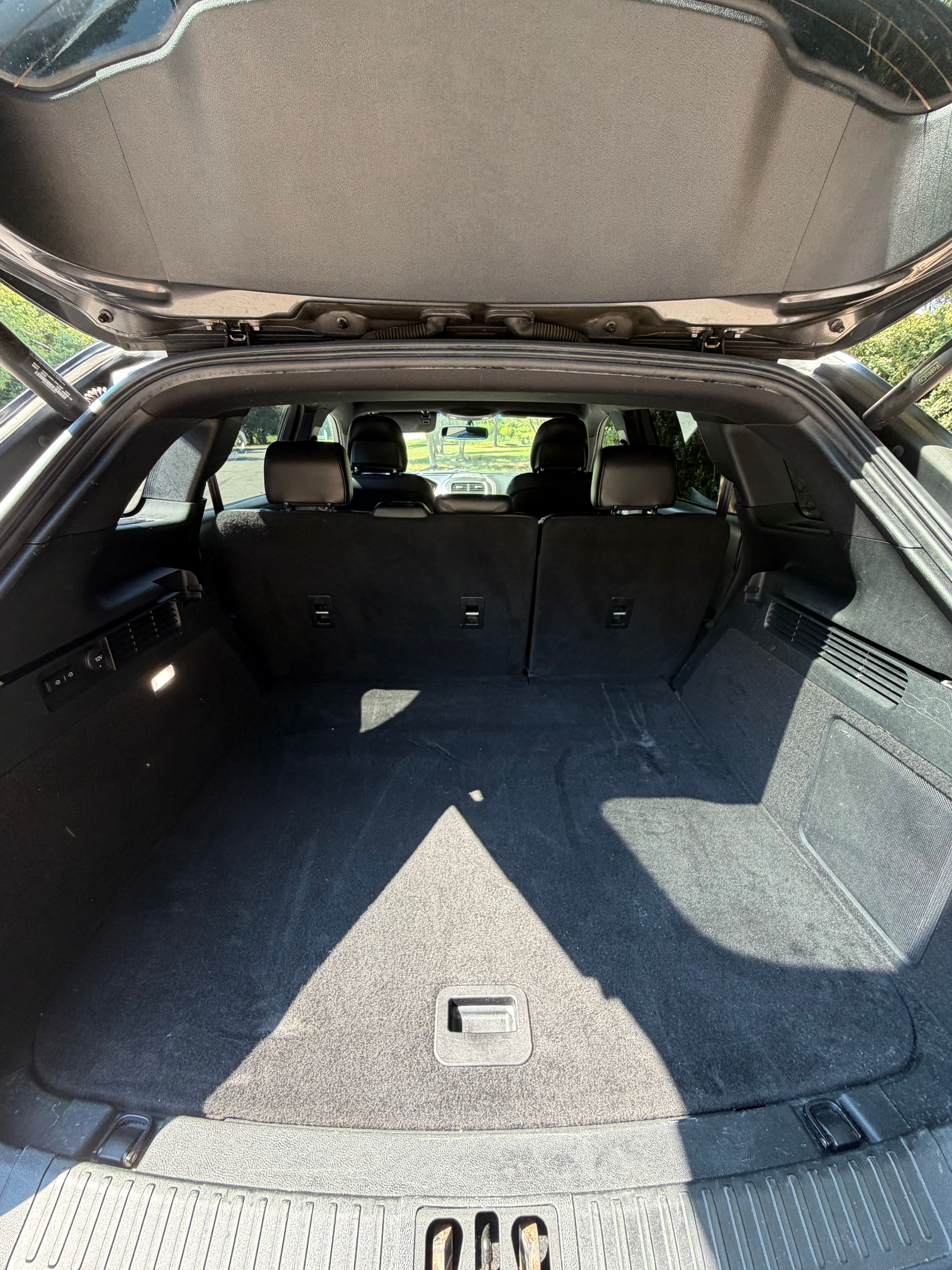 Used 2018 Lincoln MKX Select AWD/4WD image 11