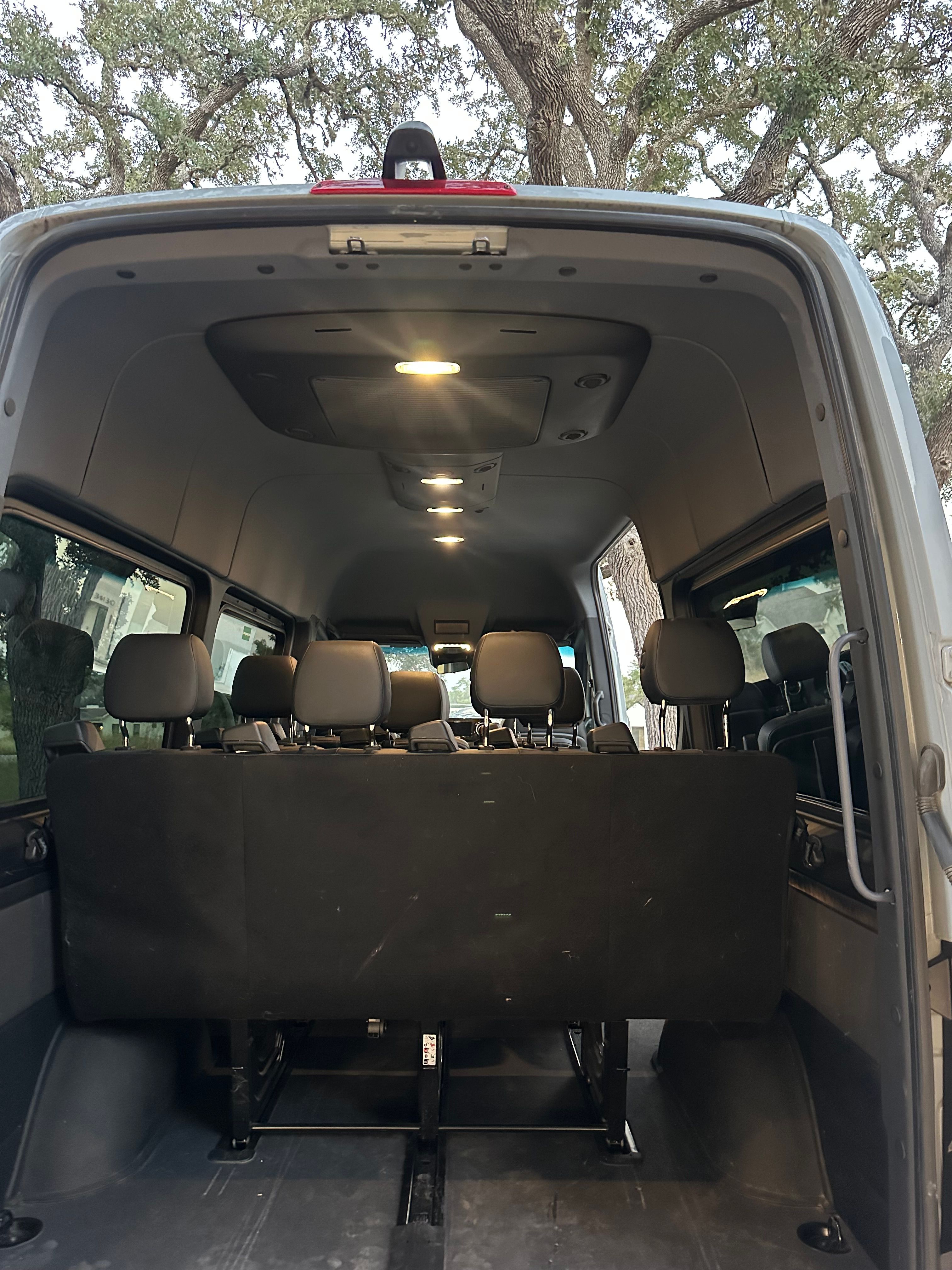 Used 2022 Mercedes-Benz Sprinter 2500 image 18