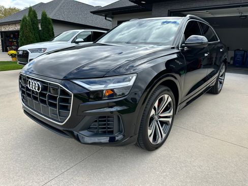 Used 2019 Audi Q8 Premium Plus w/ Premium Plus AWD/4WD image 10